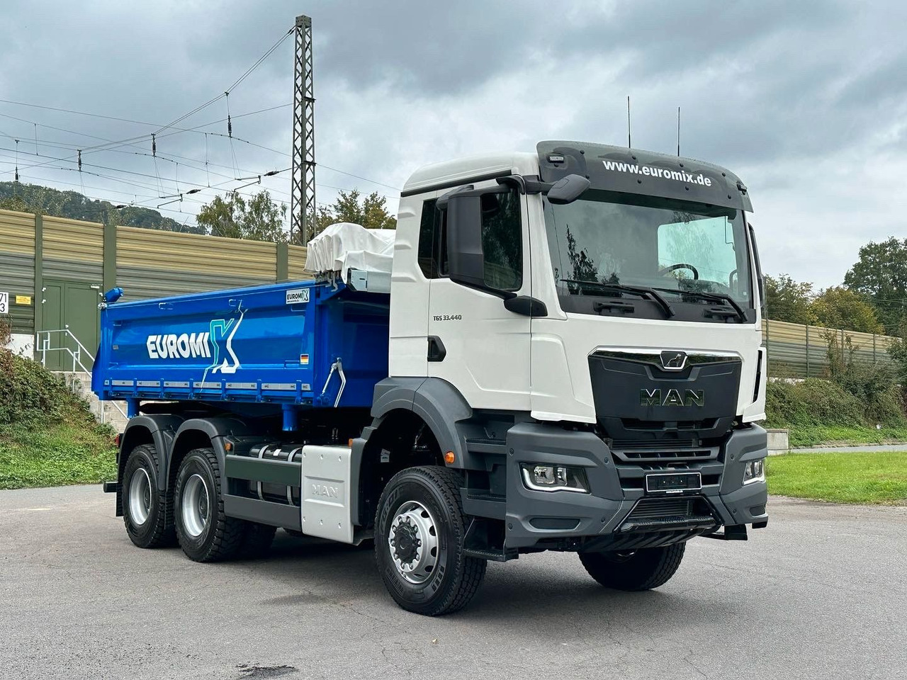 Tipper MAN TGS 33.440 6x6 /Euro6 3-Seiten-Kipper EuromixMTP: picture 7