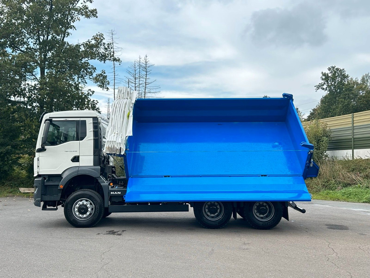 Tipper MAN TGS 33.440 6x6 /Euro6 3-Seiten-Kipper EuromixMTP: picture 14