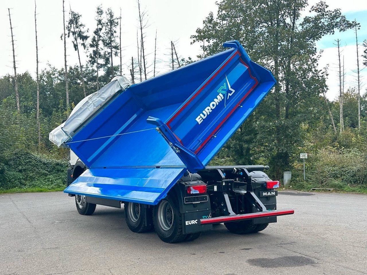 Tipper MAN TGS 33.440 6x6 /Euro6 3-Seiten-Kipper EuromixMTP: picture 15