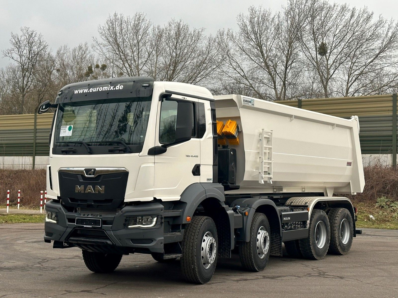 MAN TGS 41.400 8x4 / EUROMIX MTP 20m³/ EURO 5 MAN TGS 41.400 8x4 / EUROMIX MTP 20m³/ EURO 5 - Tipper: picture 1 MAN TGS 41.400 8x4 / EUROMIX MTP 20m³/ EURO 5 MAN TGS 41.400 8x4 / EUROMIX MTP 20m³/ EURO 5 - Tipper: picture 1
