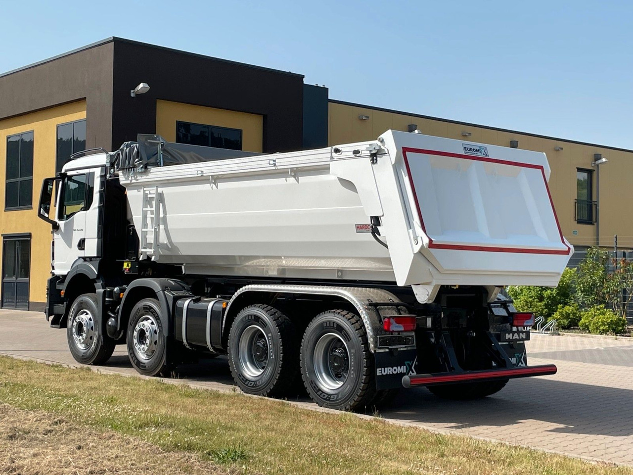 MAN TGS 41.480 8x4 /EuromixMTP /Hydraulische Klapp - Tipper: picture 5 MAN TGS 41.480 8x4 /EuromixMTP /Hydraulische Klapp - Tipper: picture 5