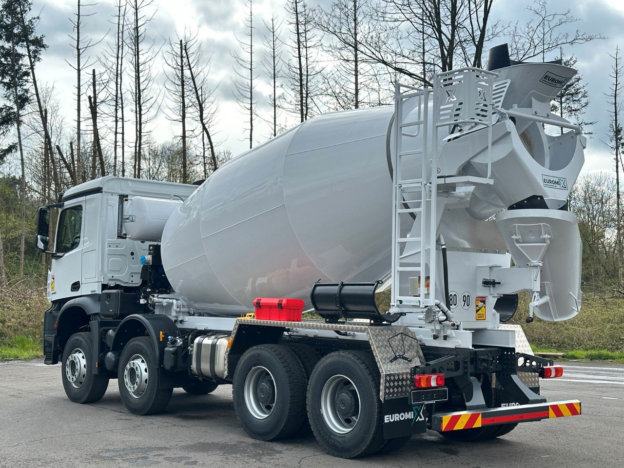 Mercedes-Benz 4145 8X4 EuromixMTP EM 10 Fahrmischer - Concrete mixer truck: picture 5 Mercedes-Benz 4145 8X4 EuromixMTP EM 10 Fahrmischer - Concrete mixer truck: picture 5