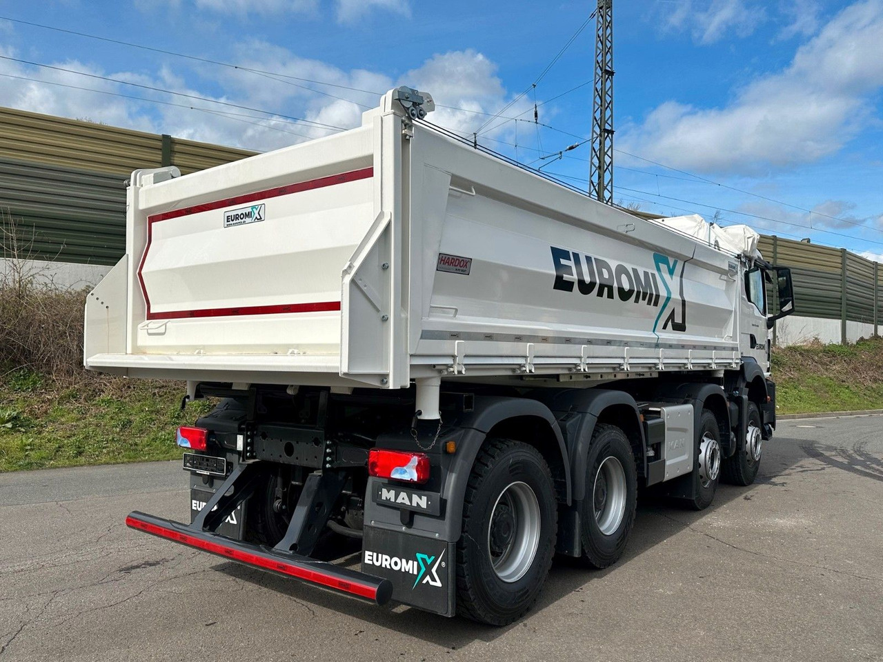 Mercedes-Benz EuromixMTP 3-Seiten-Kipper Aufbauten Mercedes-Benz EuromixMTP 3-Seiten-Kipper Aufbauten - Tipper: picture 3 Mercedes-Benz EuromixMTP 3-Seiten-Kipper Aufbauten Mercedes-Benz EuromixMTP 3-Seiten-Kipper Aufbauten - Tipper: picture 3