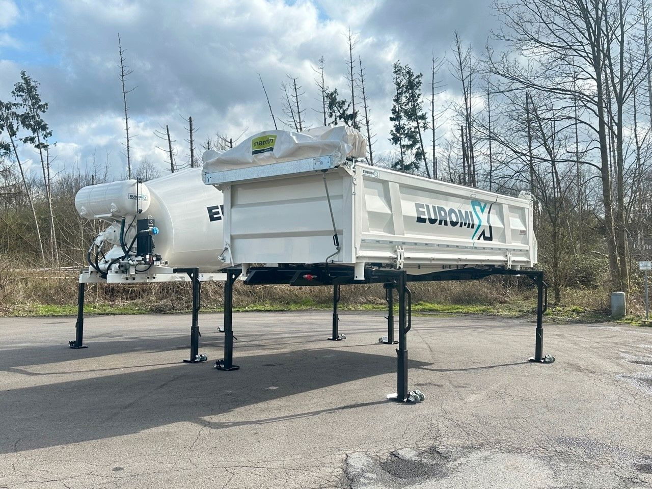 Mercedes-Benz EuromixMTP 3-Seiten-Kipper Aufbauten Mercedes-Benz EuromixMTP 3-Seiten-Kipper Aufbauten - Tipper: picture 1 Mercedes-Benz EuromixMTP 3-Seiten-Kipper Aufbauten Mercedes-Benz EuromixMTP 3-Seiten-Kipper Aufbauten - Tipper: picture 1