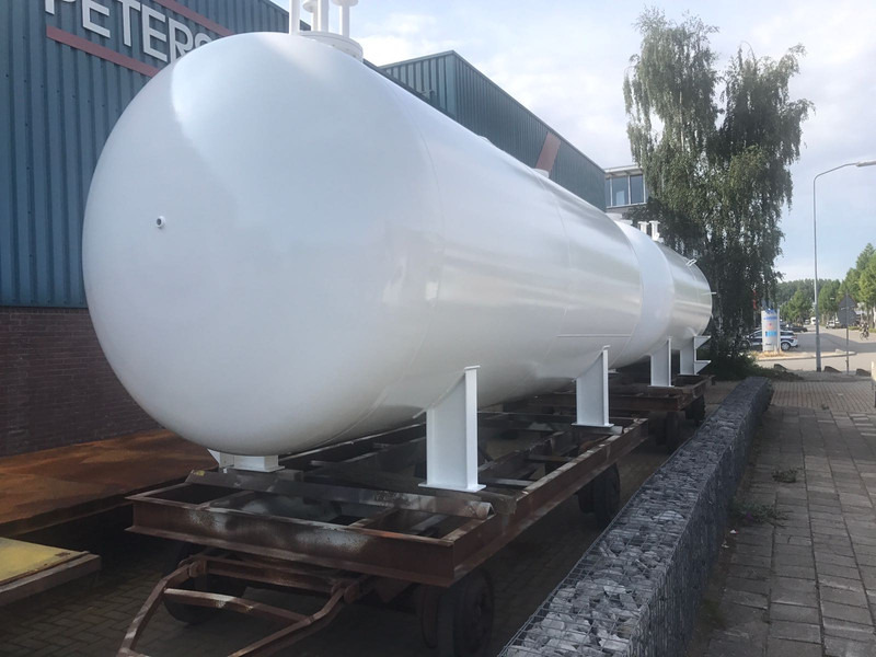 Propaan/Butaan LPG tank 20m3 (10 ton) Used gas tank 20m3 Ø 2200 Aboveground and underground Gas,Gaz, LPG ID 1.013 - Fuel tank for Truck: picture 2 Propaan/Butaan LPG tank 20m3 (10 ton) Used gas tank 20m3 Ø 2200 Aboveground and underground Gas,Gaz, LPG ID 1.013 - Fuel tank for Truck: picture 2