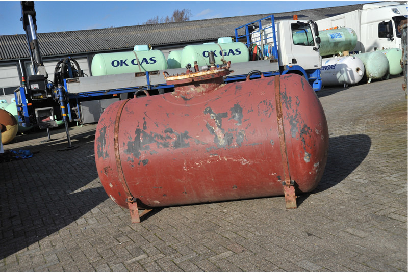 Visser 2700L(1,35 ton) Gas tanks - Gas, Gaz, LPG, GPL, Propane, Butane tanks Underground Used Tanks ID 1.004 - Fuel tank for Truck: picture 1 Visser 2700L(1,35 ton) Gas tanks - Gas, Gaz, LPG, GPL, Propane, Butane tanks Underground Used Tanks ID 1.004 - Fuel tank for Truck: picture 1