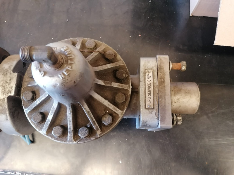 Used complete set Flowmeter set Alfons Haar type PT1 LPG , GPL - Fuel processing/ Fuel delivery for Truck: picture 4 Used complete set Flowmeter set Alfons Haar type PT1 LPG , GPL - Fuel processing/ Fuel delivery for Truck: picture 4