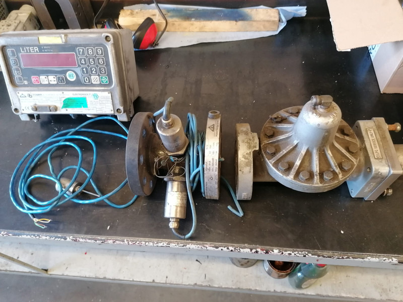 Used complete set Flowmeter set Alfons Haar type PT1 LPG , GPL - Fuel processing/ Fuel delivery for Truck: picture 3 Used complete set Flowmeter set Alfons Haar type PT1 LPG , GPL - Fuel processing/ Fuel delivery for Truck: picture 3