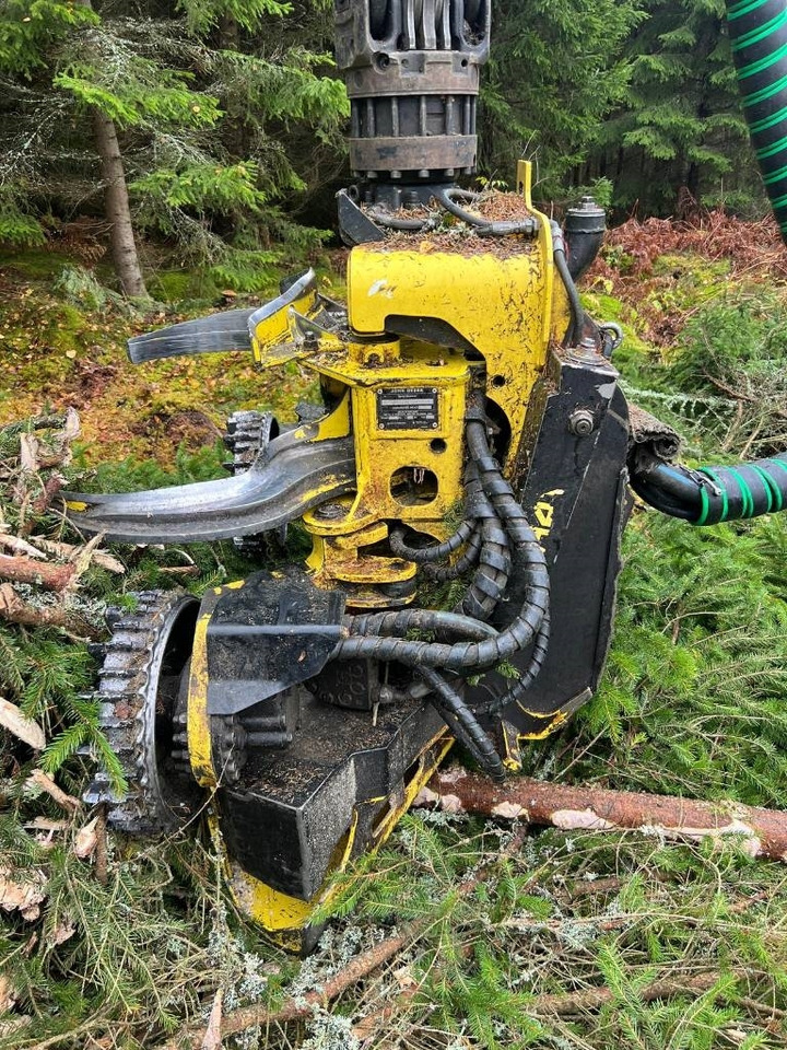 Forestry harvester John Deere 1070G: picture 20
