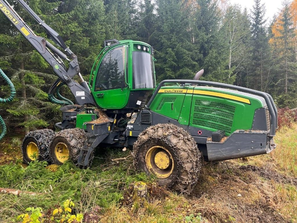 Forestry harvester John Deere 1070G: picture 8