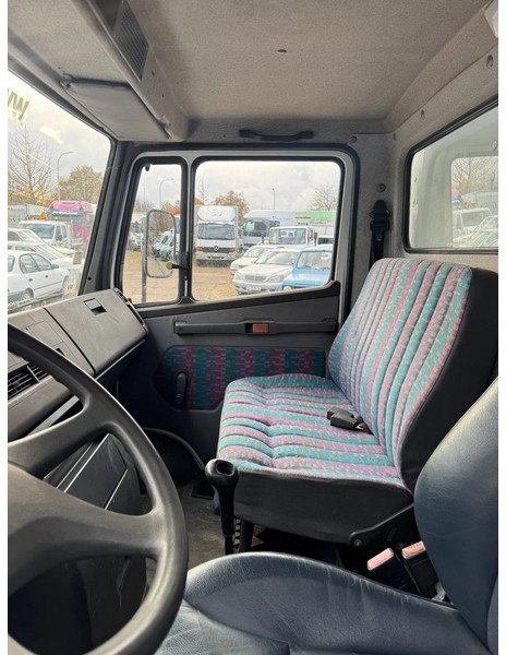 Curtainsider truck Mercedes-Benz **611D-FRENCH ORIGIN**: picture 19