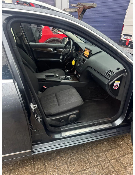 Car Mercedes-Benz C-Klasse **C200CDI-EURO 5-BELGIAN ORIGINE**: picture 14 Car Mercedes-Benz C-Klasse **C200CDI-EURO 5-BELGIAN ORIGINE**: picture 14