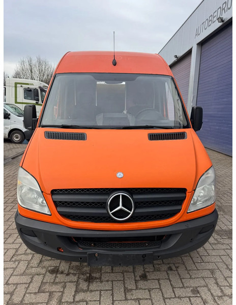 Mercedes-Benz Sprinter 310 310 - Panel van: picture 2 Mercedes-Benz Sprinter 310 310 - Panel van: picture 2
