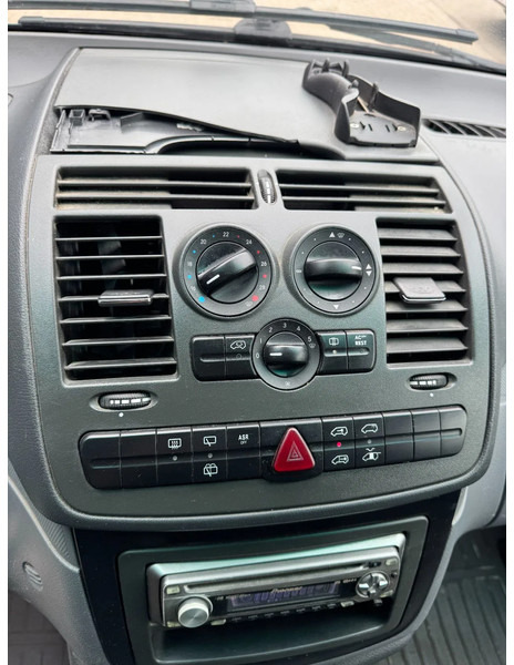 Small van, Combi van Mercedes-Benz Vito **111CDI-6SEATS-AUTOMATIC**: picture 14
