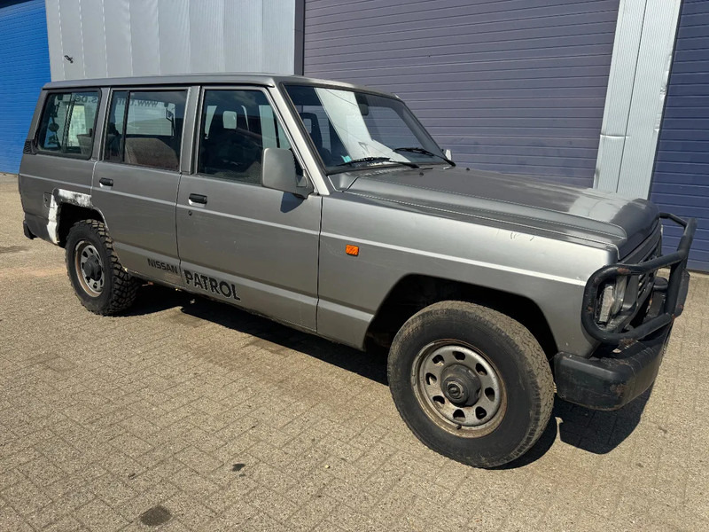 Nissan Patrol **LONG CHASSIS-7 SEATER** - Car: picture 1 Nissan Patrol **LONG CHASSIS-7 SEATER** - Car: picture 1