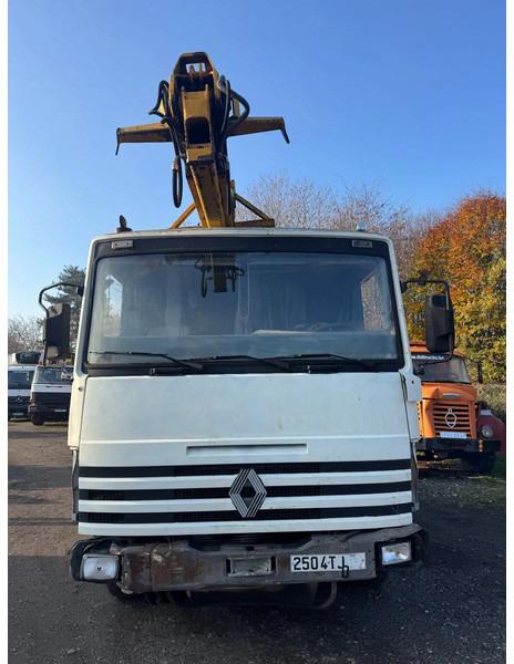Renault Major 385 **6 CULASSE-A LAMES** - Tractor unit: picture 2 Renault Major 385 **6 CULASSE-A LAMES** - Tractor unit: picture 2