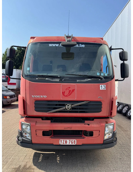 Volvo FL 240 **EURO 4-MANUAL GEARBOX** - Box truck: picture 2 Volvo FL 240 **EURO 4-MANUAL GEARBOX** - Box truck: picture 2