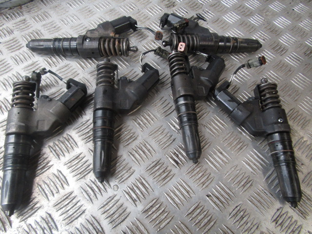 CUMMINS M11 INJECTORS P/NO 3411754 CC SET OF 6 - Fuel processing/ Fuel delivery for Truck: picture 2 CUMMINS M11 INJECTORS P/NO 3411754 CC SET OF 6 - Fuel processing/ Fuel delivery for Truck: picture 2