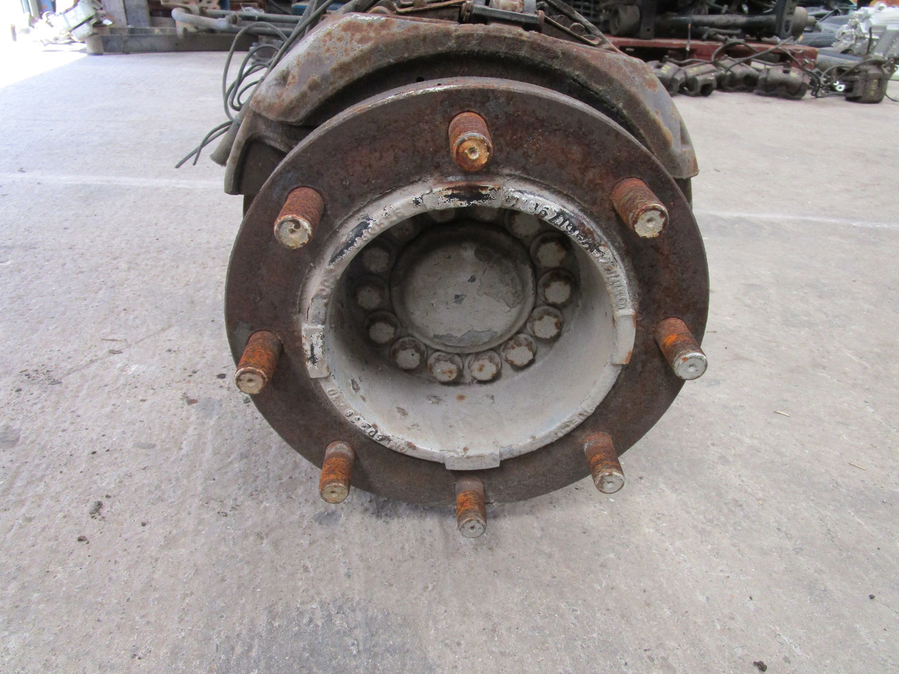 IVECO JOHNSON SWEEPER FRONT AXLE P/NO 7185472 - Axle and parts for Municipal/ Special vehicle: picture 2 IVECO JOHNSON SWEEPER FRONT AXLE P/NO 7185472 - Axle and parts for Municipal/ Special vehicle: picture 2