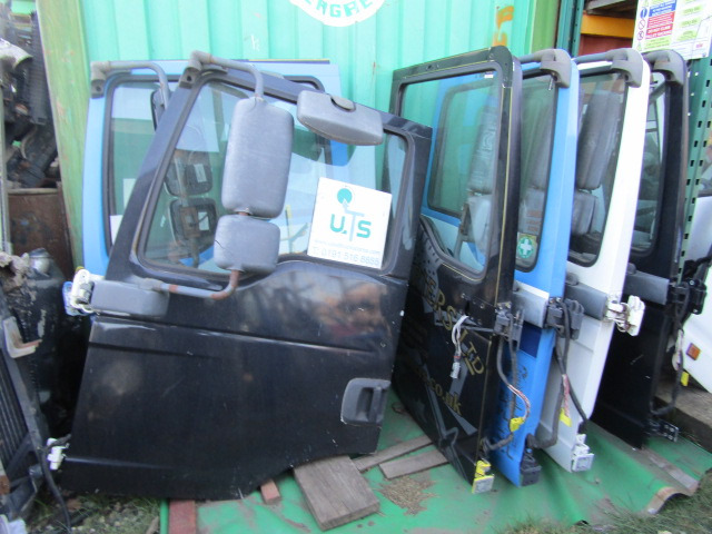 MAN TGM/TGL COMPLETE DOORS - Cab and interior for Truck: picture 1 MAN TGM/TGL COMPLETE DOORS - Cab and interior for Truck: picture 1