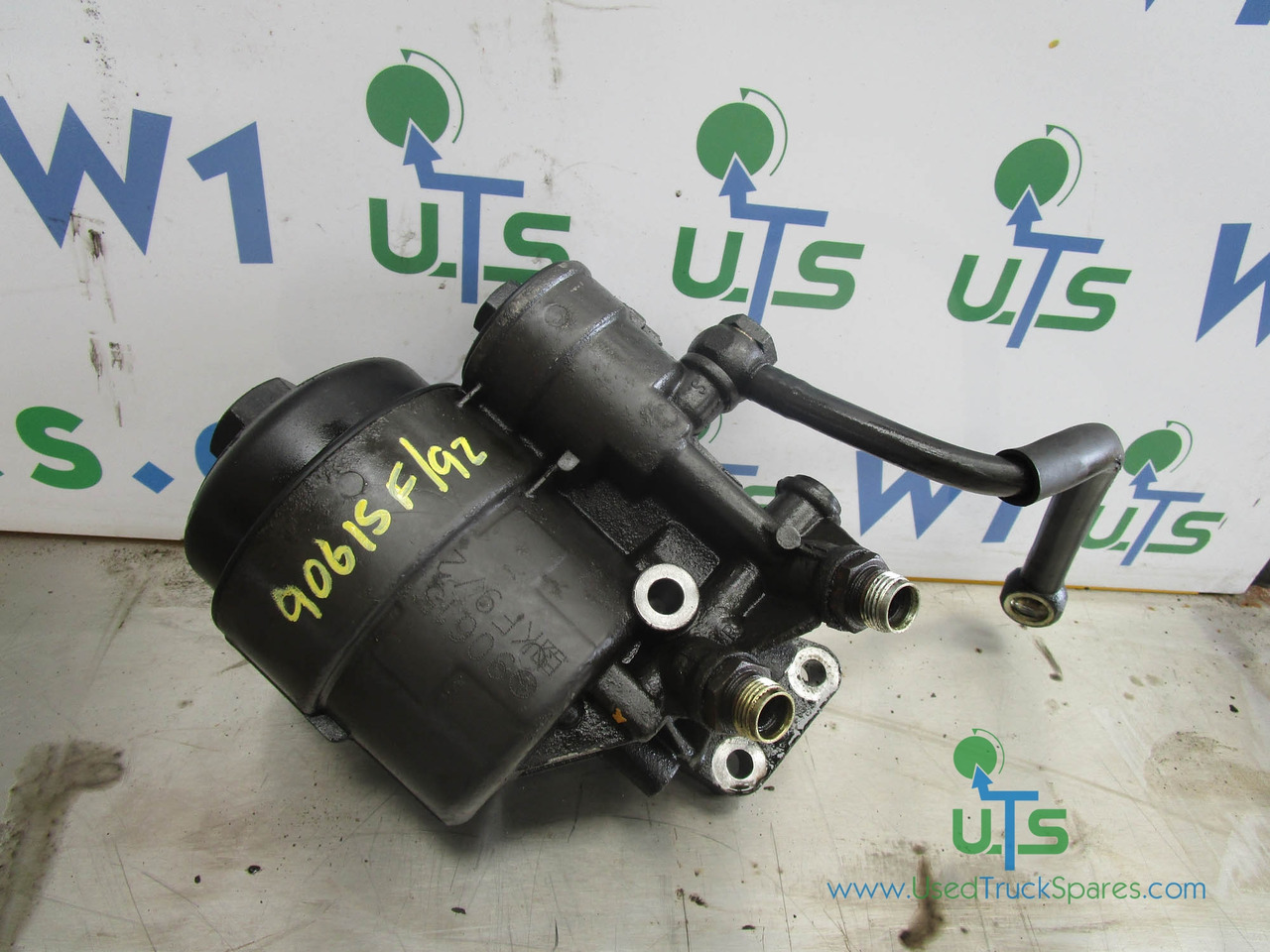 MERCEDES 1323/1823/2528 FUEL FILTER HOUSING P/NO 90615F/92 - Engine and parts for Truck: picture 1 MERCEDES 1323/1823/2528 FUEL FILTER HOUSING P/NO 90615F/92 - Engine and parts for Truck: picture 1