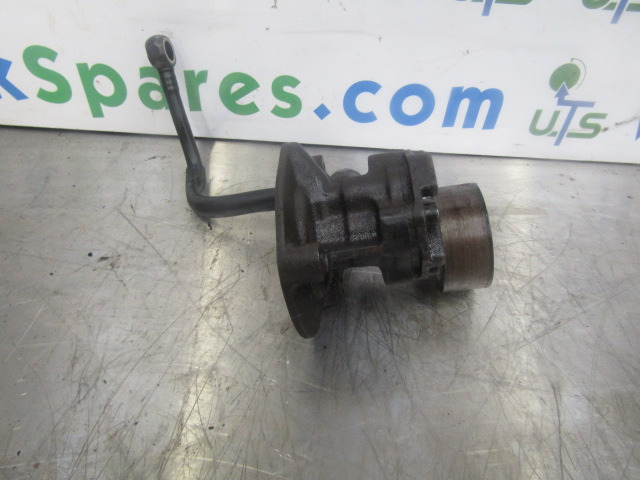 MERCEDES 1829 OM906 EURO 5 OIL FEED PUMP 0030917401 - Engine and parts for Truck: picture 1 MERCEDES 1829 OM906 EURO 5 OIL FEED PUMP 0030917401 - Engine and parts for Truck: picture 1