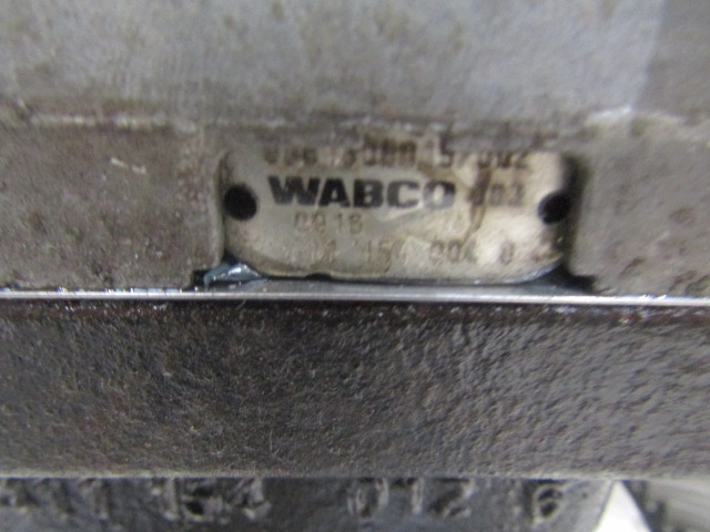 MERCEDES 1829 OM906 EURO 5 WABCO COMPRESSOR 4111540040 - Engine and parts for Truck: picture 5 MERCEDES 1829 OM906 EURO 5 WABCO COMPRESSOR 4111540040 - Engine and parts for Truck: picture 5