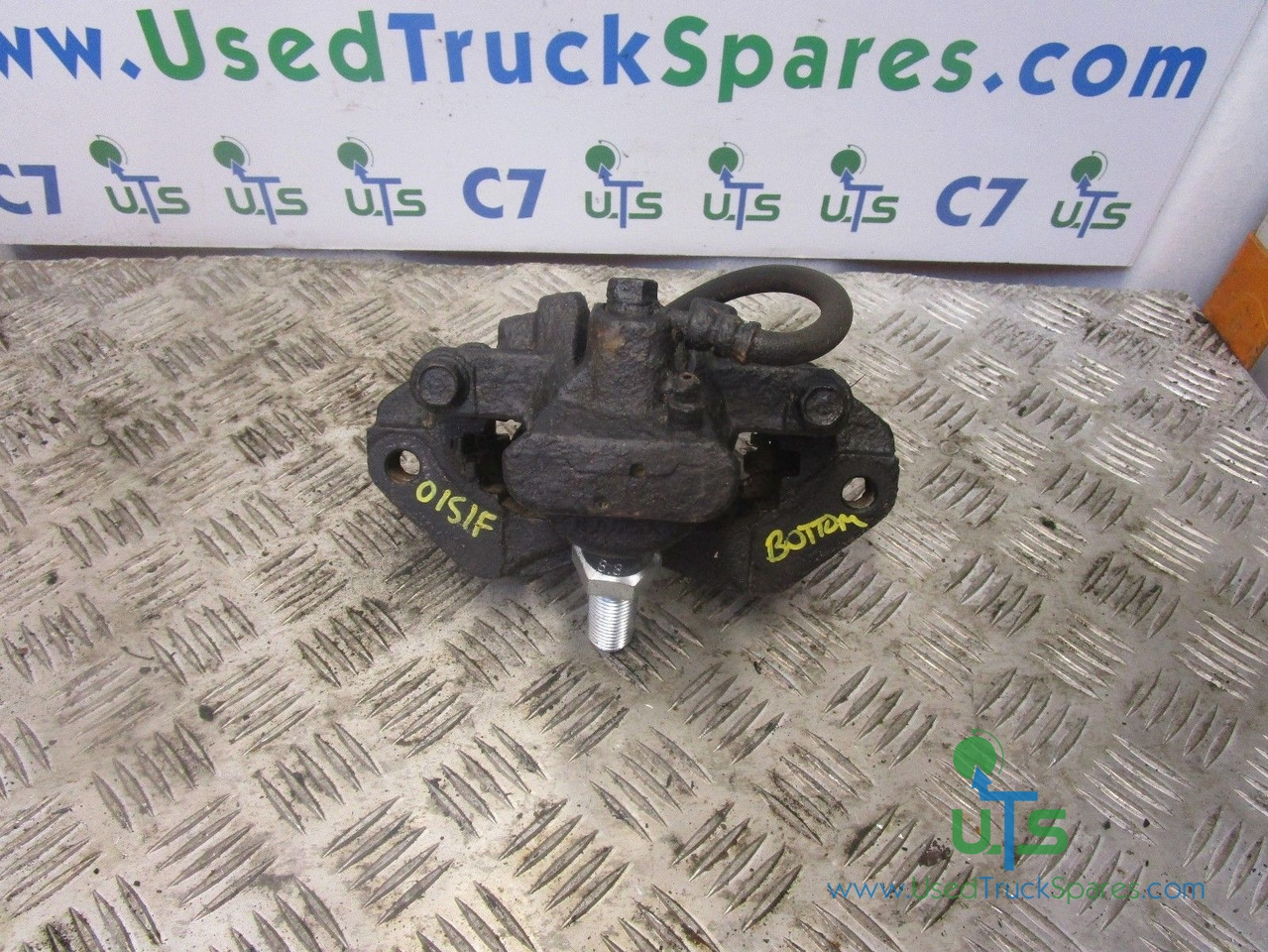 MITSUBISHI CANTER 35C 3.5T OSF BOTTOM BRAKE CALIPER TYPE FSX14C - Brake parts for Truck: picture 1 MITSUBISHI CANTER 35C 3.5T OSF BOTTOM BRAKE CALIPER TYPE FSX14C - Brake parts for Truck: picture 1