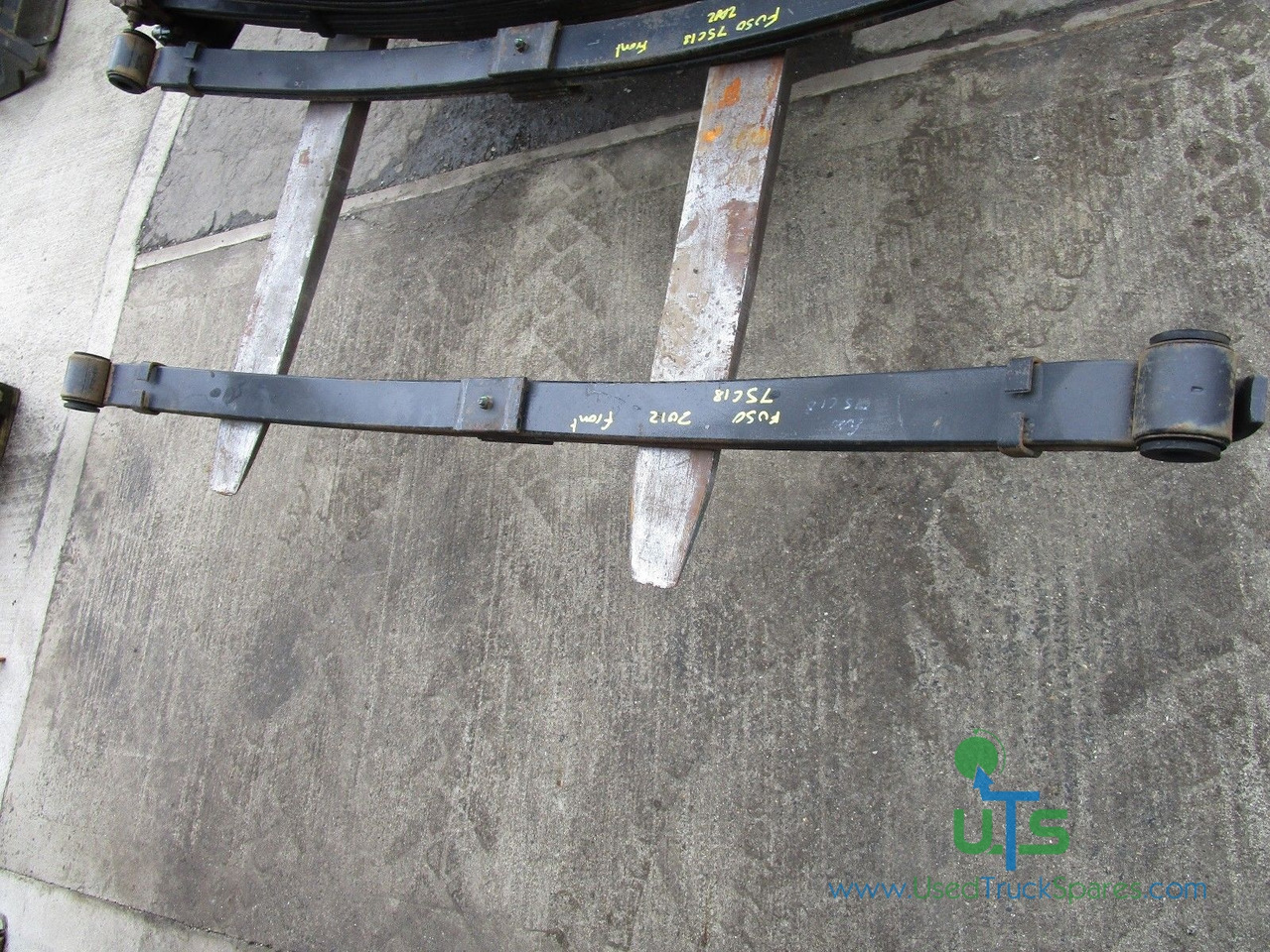 MITSUBISHI CANTER 75C FRONT SPRING - Suspension for Truck: picture 1 MITSUBISHI CANTER 75C FRONT SPRING - Suspension for Truck: picture 1