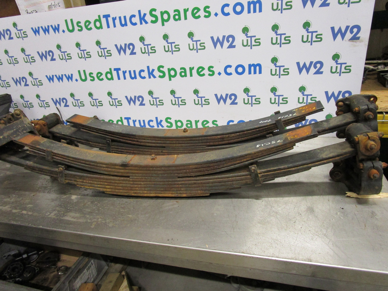 MITSUBISHI FUSO 75C15/18 REAR SPRINGS (PAIR) - Suspension for Truck: picture 1 MITSUBISHI FUSO 75C15/18 REAR SPRINGS (PAIR) - Suspension for Truck: picture 1