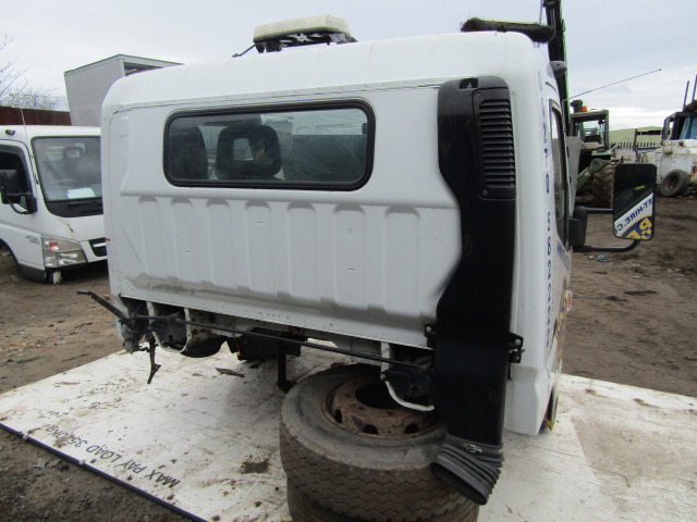 MITSUBISHI FUSO 7C15/18 CAB 2012 - Cab for Truck: picture 5 MITSUBISHI FUSO 7C15/18 CAB 2012 - Cab for Truck: picture 5