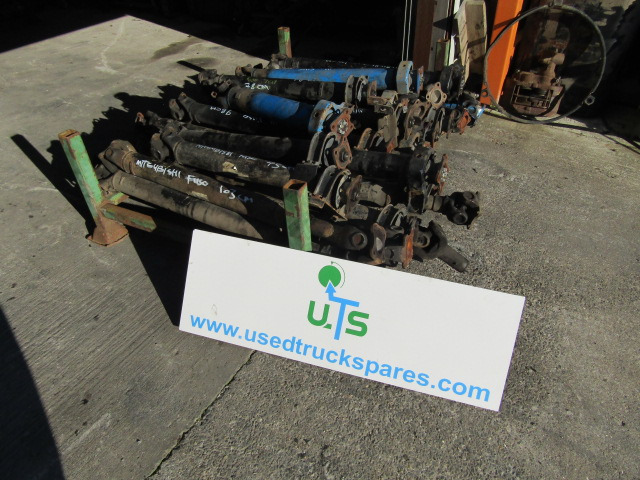 MITSUBISHI FUSO PROPSHAFT - Suspension for Truck: picture 3 MITSUBISHI FUSO PROPSHAFT - Suspension for Truck: picture 3