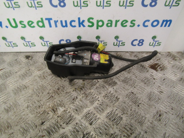 RENAULT MIDLUM DCI WIPER MOTOR P/NO 53558402 - Cab and interior for Truck: picture 1 RENAULT MIDLUM DCI WIPER MOTOR P/NO 53558402 - Cab and interior for Truck: picture 1
