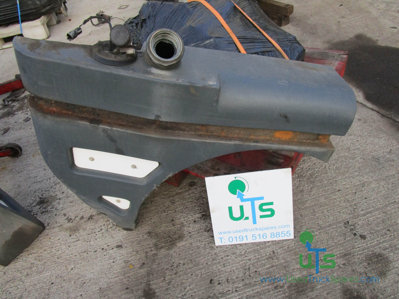 SCHMIDT SWINGO 200 FUEL TANK - Fuel tank for Municipal/ Special vehicle: picture 1 SCHMIDT SWINGO 200 FUEL TANK - Fuel tank for Municipal/ Special vehicle: picture 1