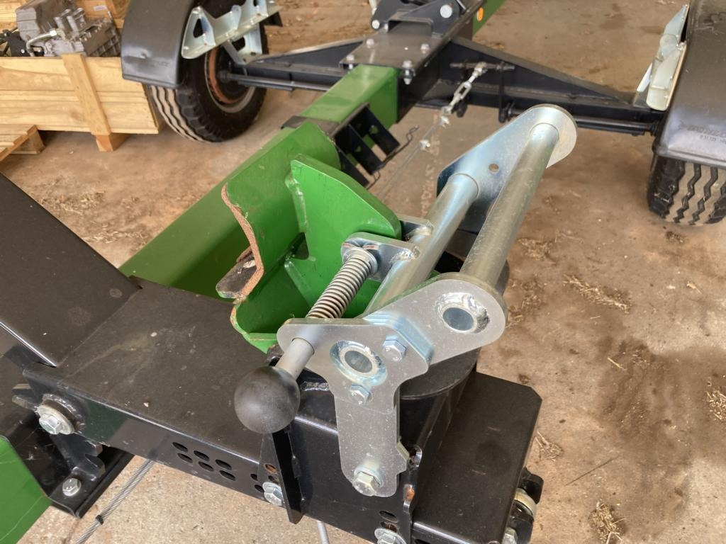 H B SCHNEIDWERKSWAGEN - Combine harvester: picture 2 H B SCHNEIDWERKSWAGEN - Combine harvester: picture 2