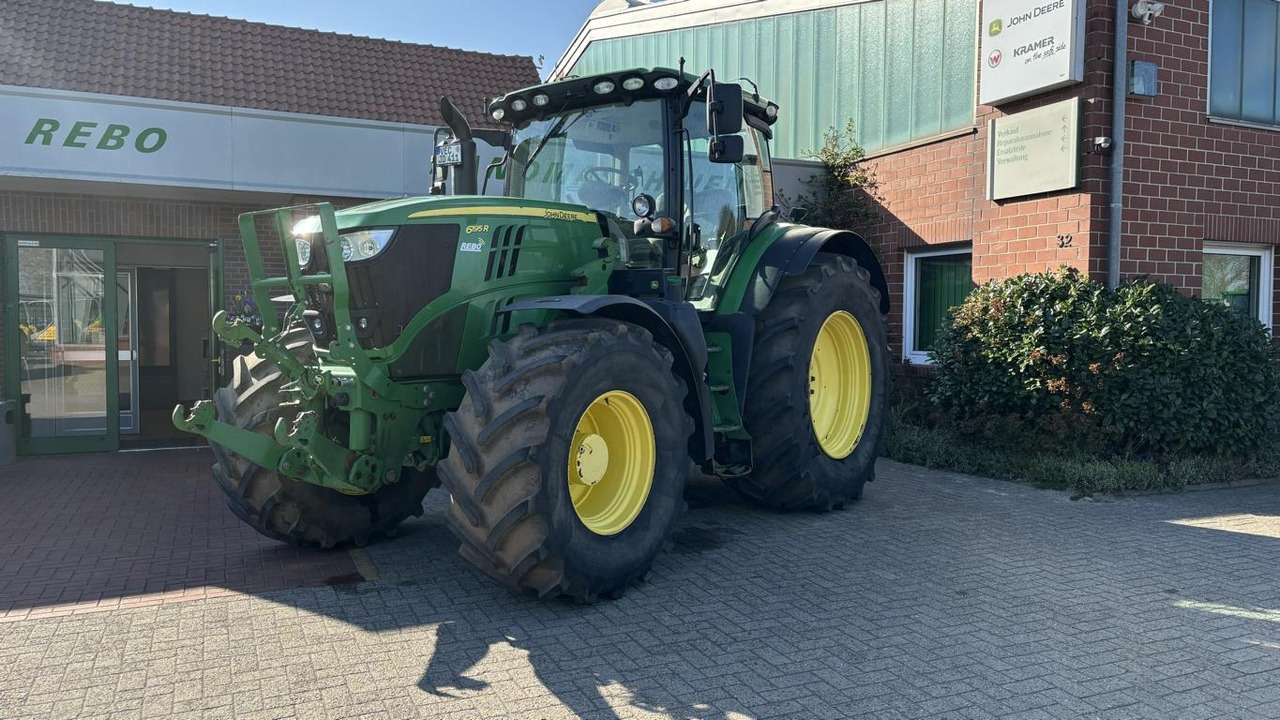 John Deere 6195 R - Farm tractor: picture 1 John Deere 6195 R - Farm tractor: picture 1