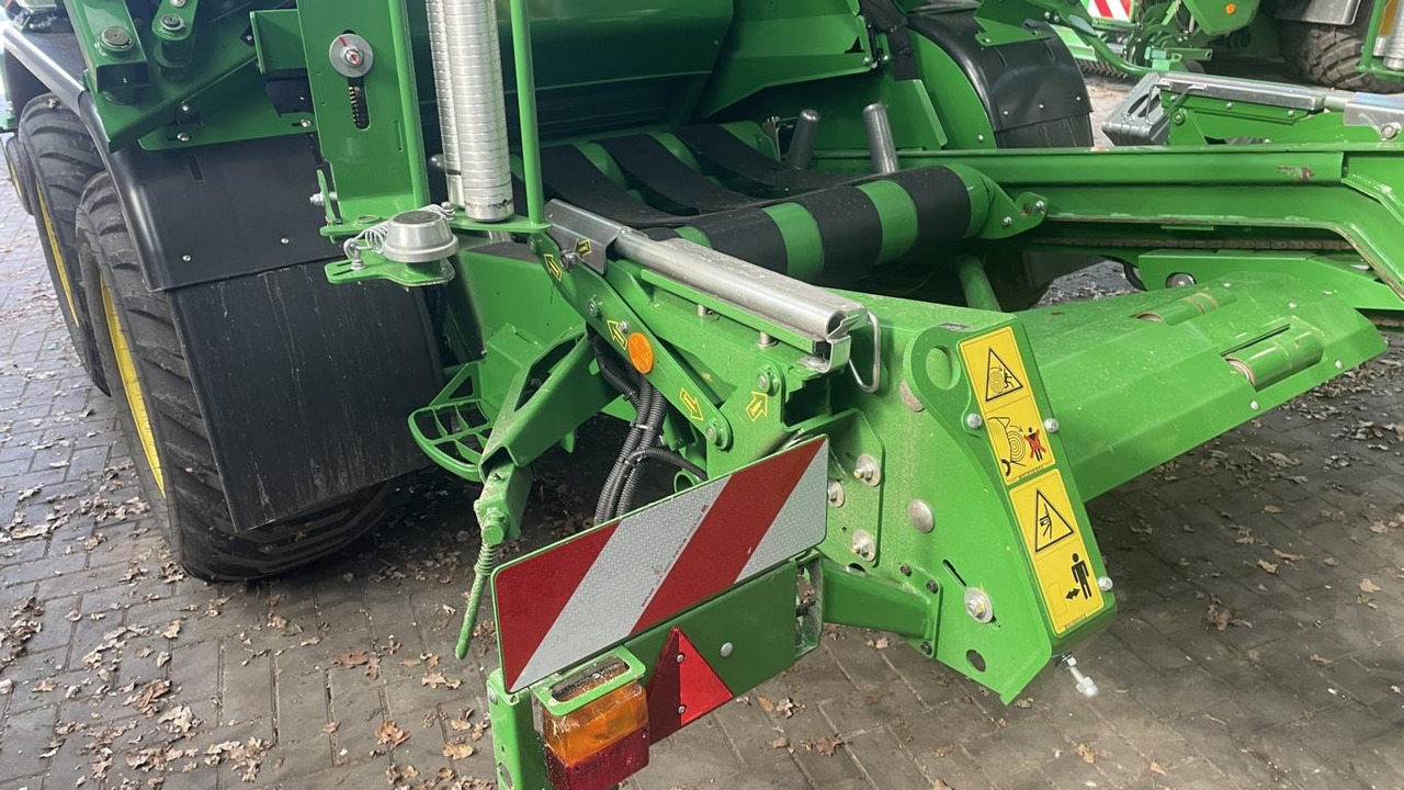 John Deere FESTKAMMER-KOMBIPRESSE C441R - Hay and forage equipment: picture 4 John Deere FESTKAMMER-KOMBIPRESSE C441R - Hay and forage equipment: picture 4