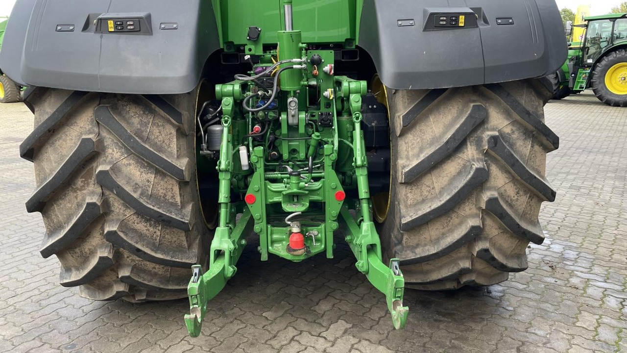New Farm tractor John Deere TRAKTOR 8R410: picture 28
