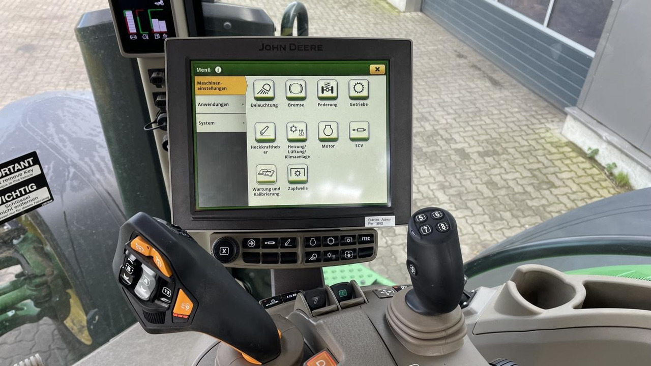 New Farm tractor John Deere TRAKTOR 8R410: picture 11