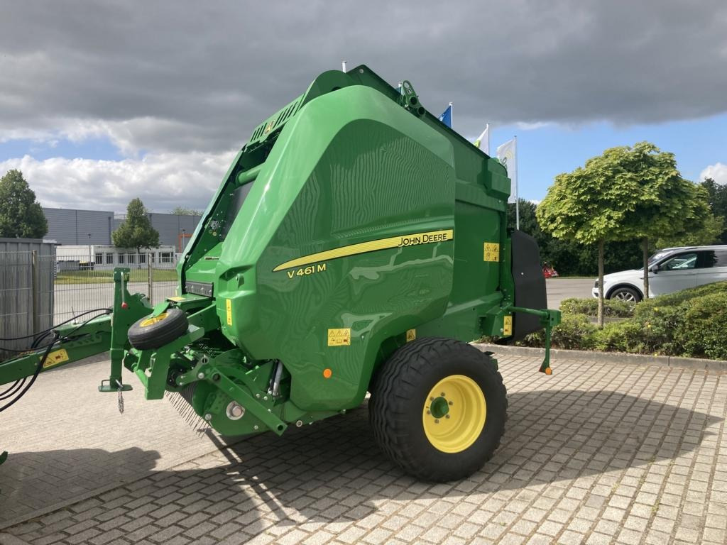Bale wrapper John Deere V461M: picture 27