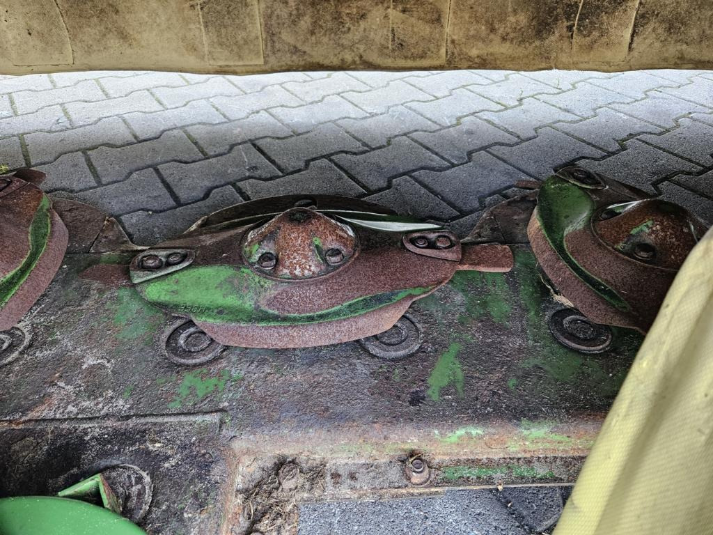 Krone EasyCut 32 - Mower: picture 5 Krone EasyCut 32 - Mower: picture 5