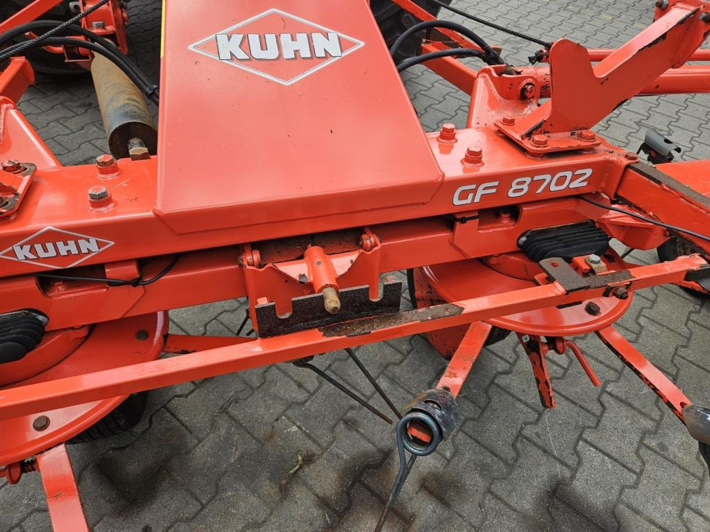 Kuhn GF 8702 - Tedder/ Rake: picture 5 Kuhn GF 8702 - Tedder/ Rake: picture 5