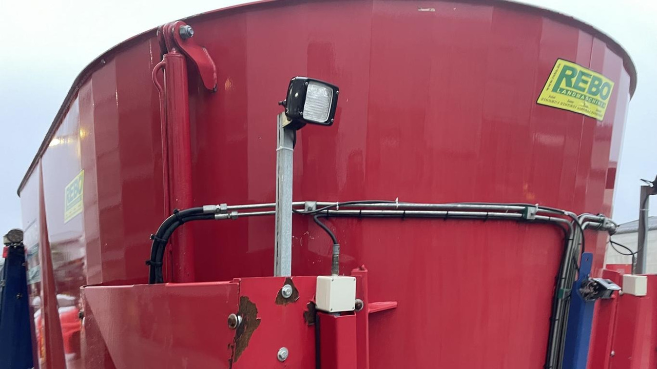 Mayer VM-16 SELBSTFAHRER - Forage mixer wagon: picture 2 Mayer VM-16 SELBSTFAHRER - Forage mixer wagon: picture 2