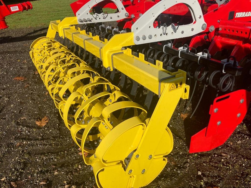 Pöttinger TERRADISC 3001 - Disc harrow: picture 4 Pöttinger TERRADISC 3001 - Disc harrow: picture 4