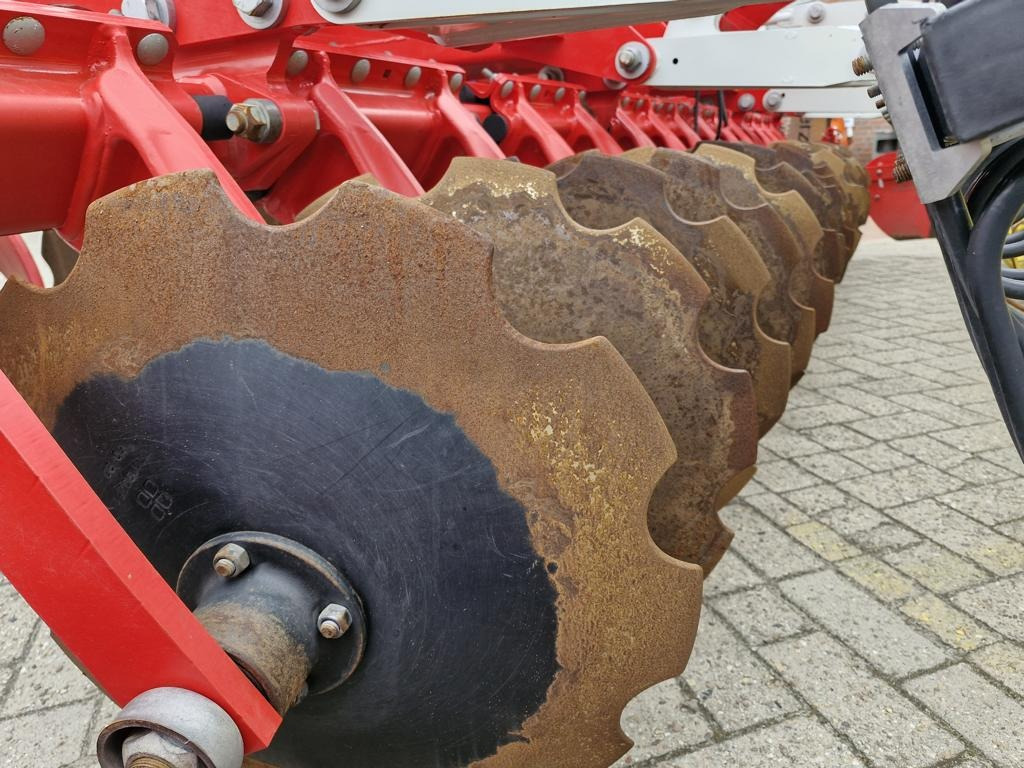Pöttinger TERRADISC 4001 K - Disc harrow: picture 4 Pöttinger TERRADISC 4001 K - Disc harrow: picture 4
