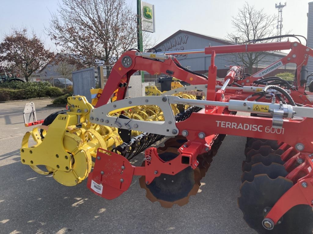 Pöttinger TERRADISC 6001 T - Disc harrow: picture 4 Pöttinger TERRADISC 6001 T - Disc harrow: picture 4