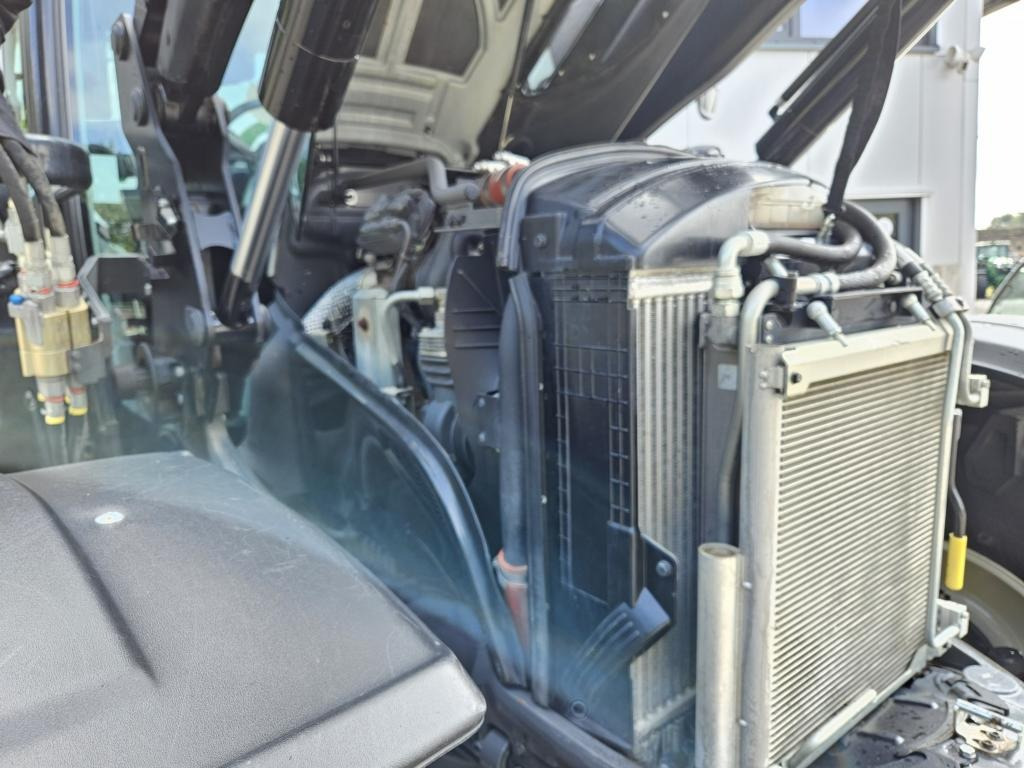 Valtra N 175 ACTIVE - Farm tractor: picture 2 Valtra N 175 ACTIVE - Farm tractor: picture 2