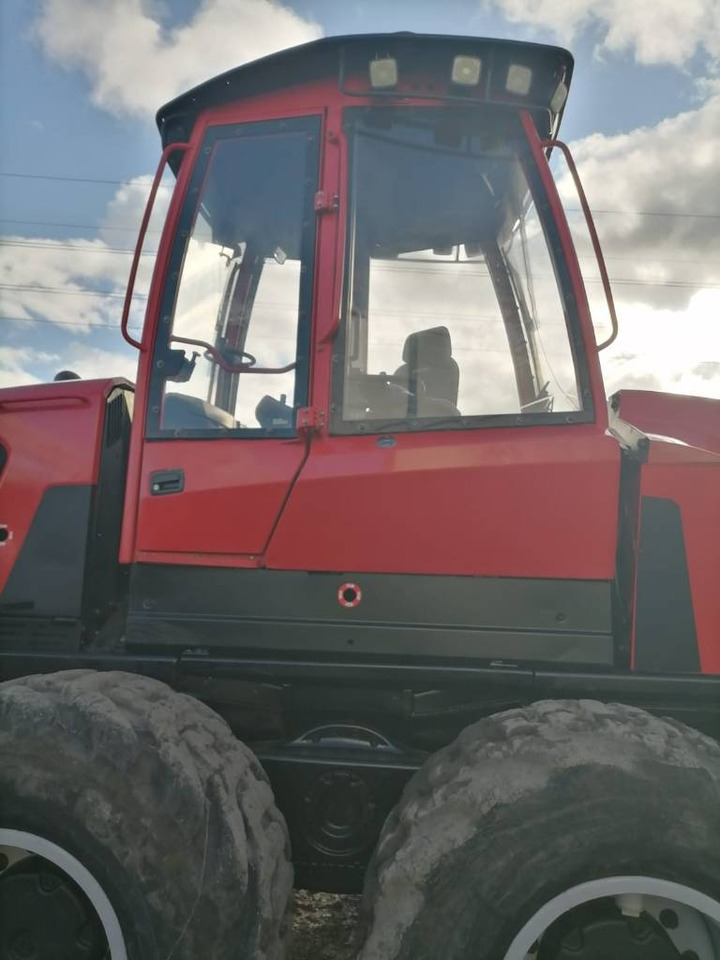 Komatsu 875 - Forwarder: picture 5 Komatsu 875 - Forwarder: picture 5