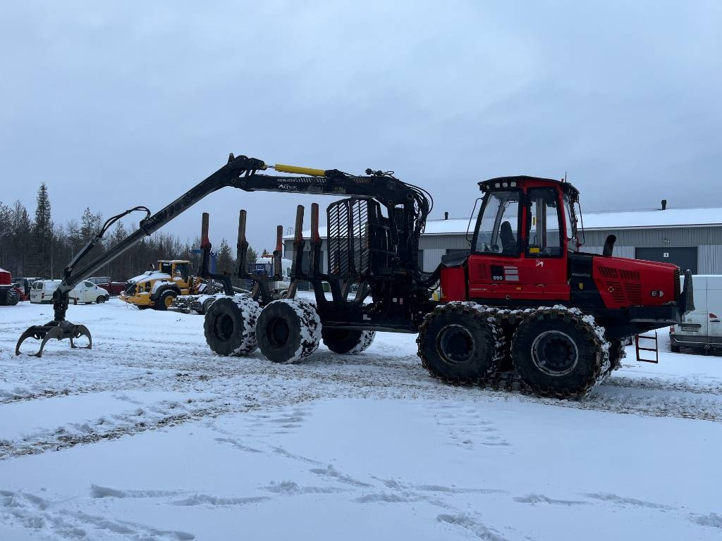 Komatsu 895 - Forwarder: picture 3 Komatsu 895 - Forwarder: picture 3