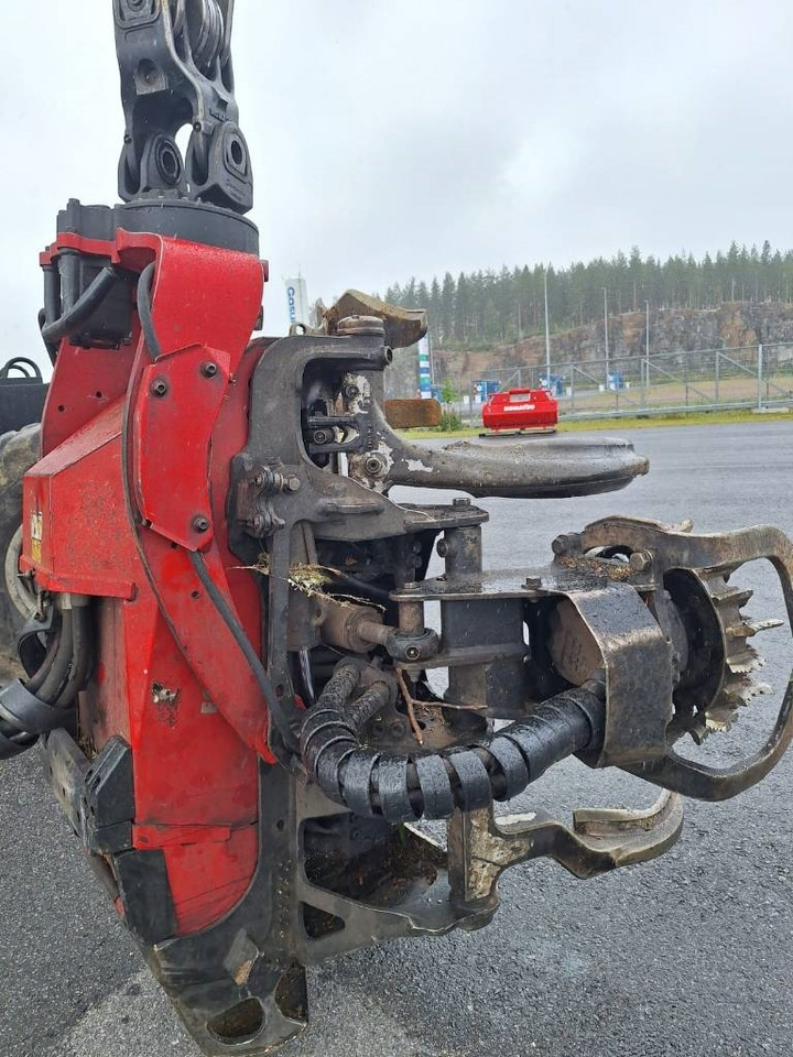 Forestry harvester Komatsu 931XC: picture 6